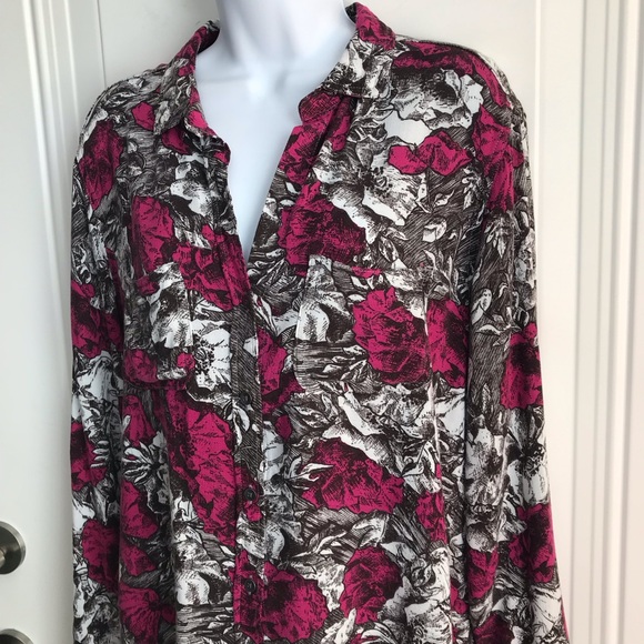 🔴 4/$15 Rock & Republic pink black white floral ls button up shirt sz M in EUC - Picture 7 of 15